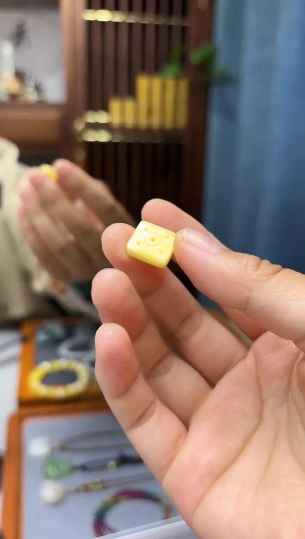 裸石蜜蜡未镶嵌蜜蜡牌子配饰GW