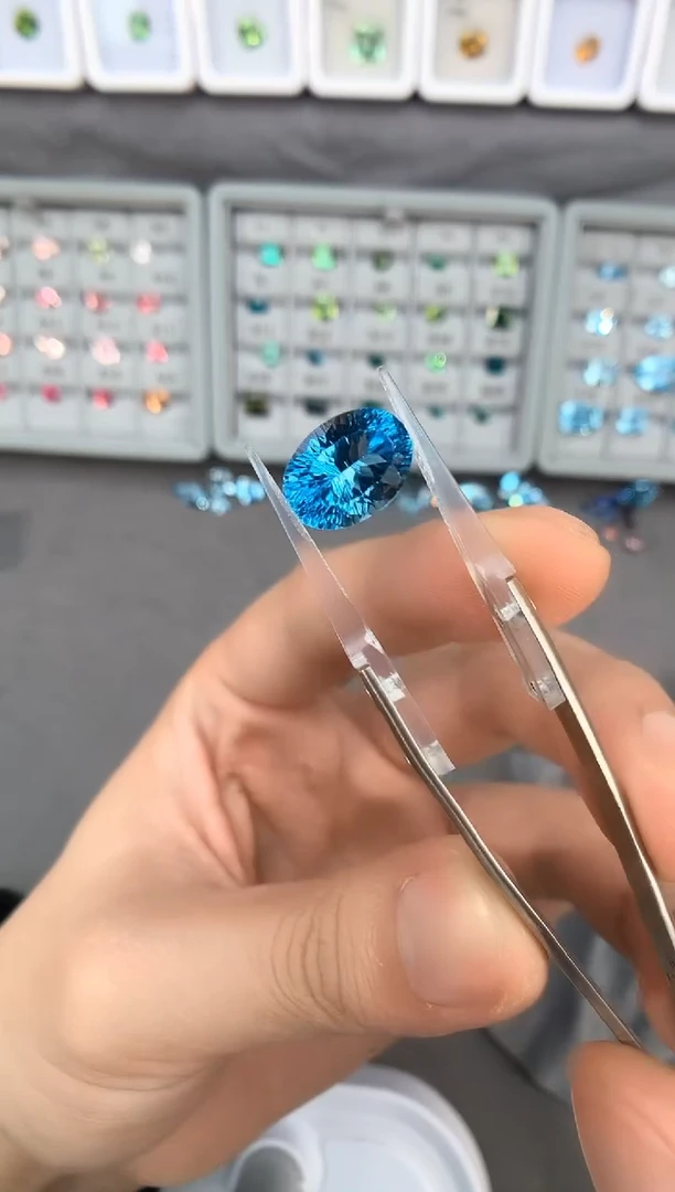 【闪购商品】定制托帕石裸石未镶嵌8.54ct