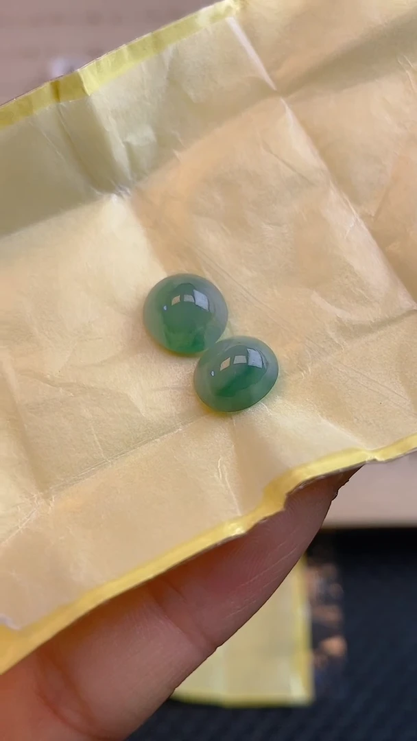 【闪购商品】翡翠耳饰未镶嵌 天然A货翡翠67