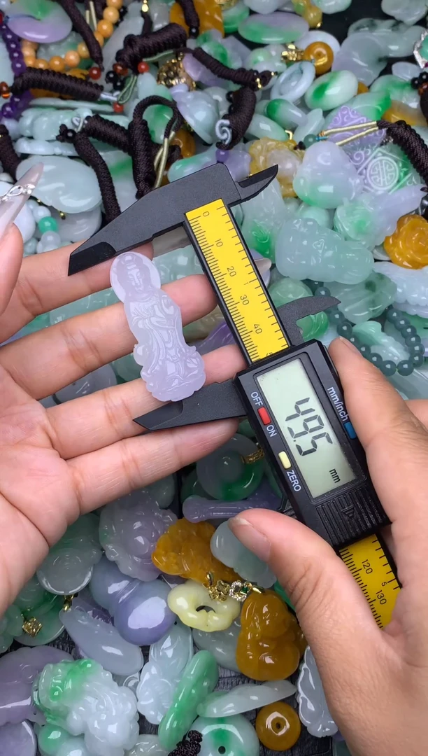 翡翠未镶嵌颈饰天然缅甸翡翠吊坠