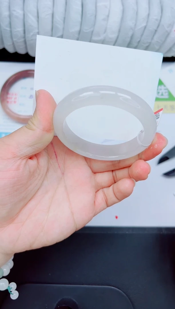 石英质玉手镯未镶嵌148-55