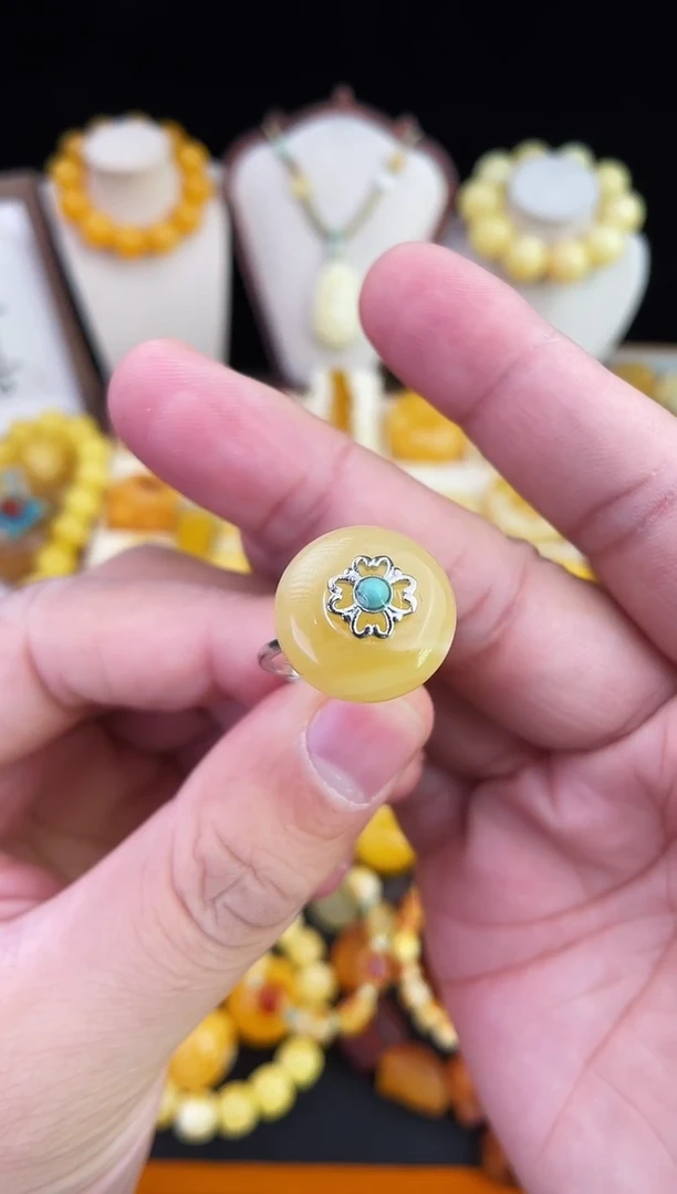 琥珀未镶嵌珠宝奇石柒月