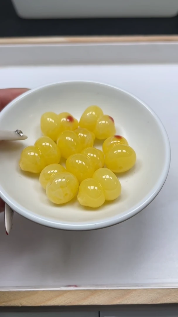 裸石蜜蜡未镶嵌E724 蜜蜡 通孔葫芦22*16mm1个5.8元