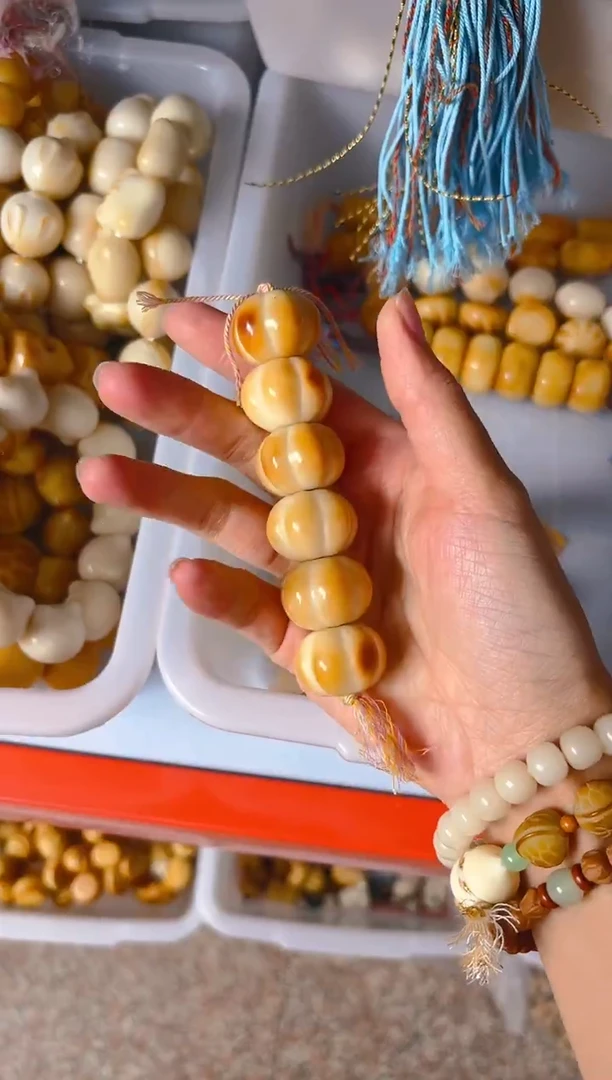 吊坠菩提根/象牙果南瓜棒棒糖