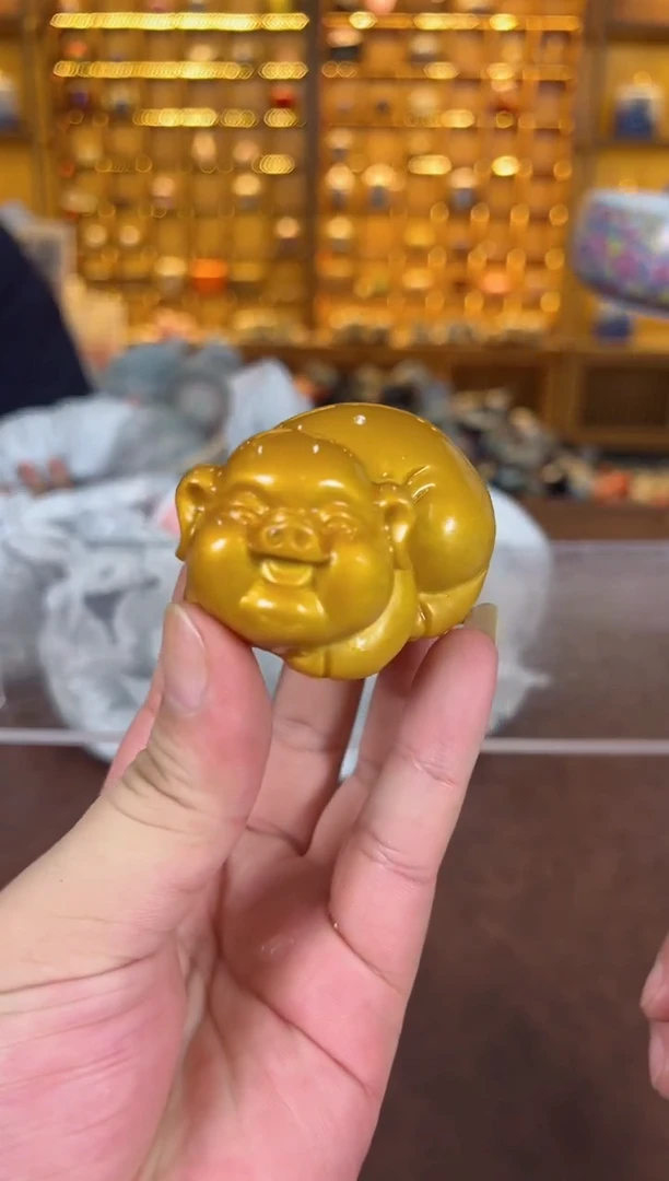 瓷片鸣盏居11111111 变色小猪x657