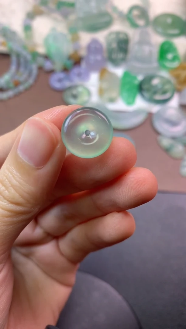 未镶嵌定制翡翠毛货