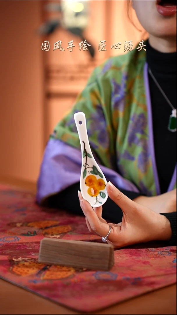 陶瓷景德镇高温釉中彩餐具勺子一只  开播福利