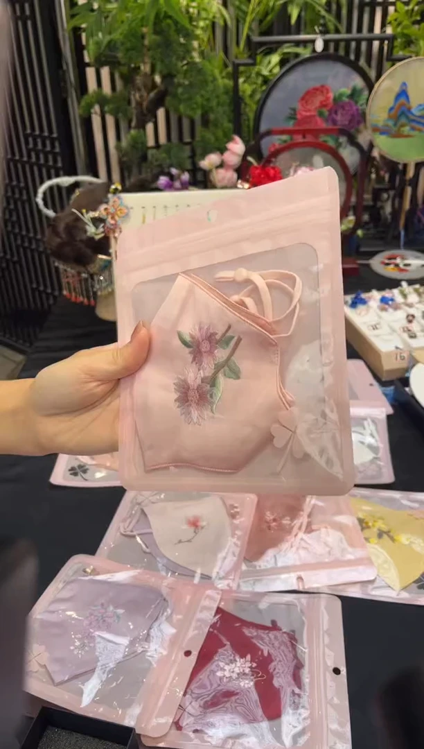 织绣卿**梦非遗苏绣饰品