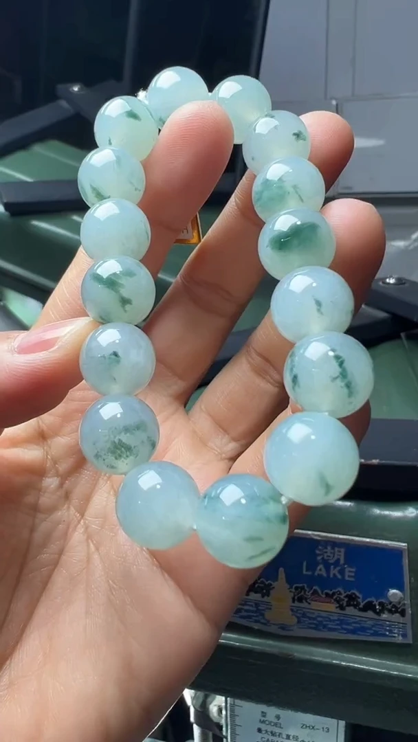 未镶嵌手串翡翠缅甸翡翠A货卡12.4左右