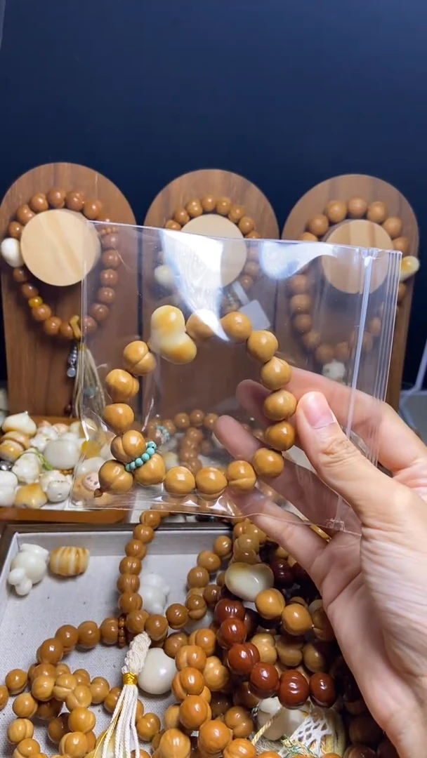 手串猴头核桃全品光面爱心吊坠手串