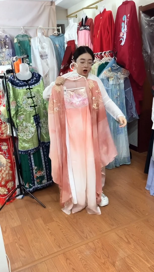 孤品汉服 高品质特价 偶有微瑕 NO退NO换 介意勿拍