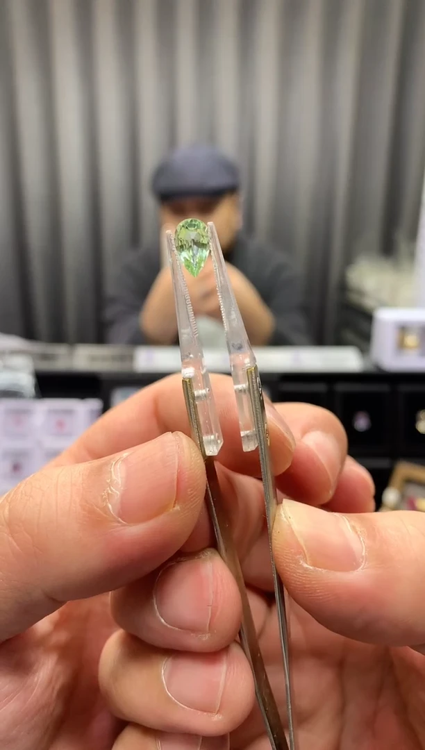 未镶嵌裸石碧玺1ct 38