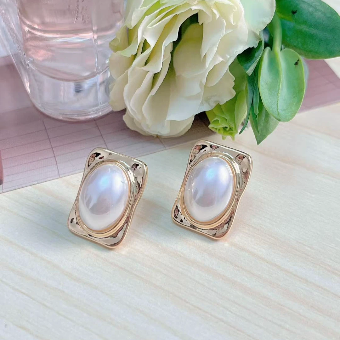 铜合金仿珍珠耳饰 气质经典系列轻奢百搭复古长方形耳钉202514