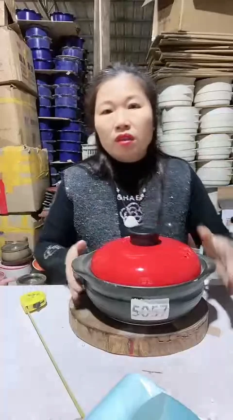 陶5057瑕疵黑锅带盖