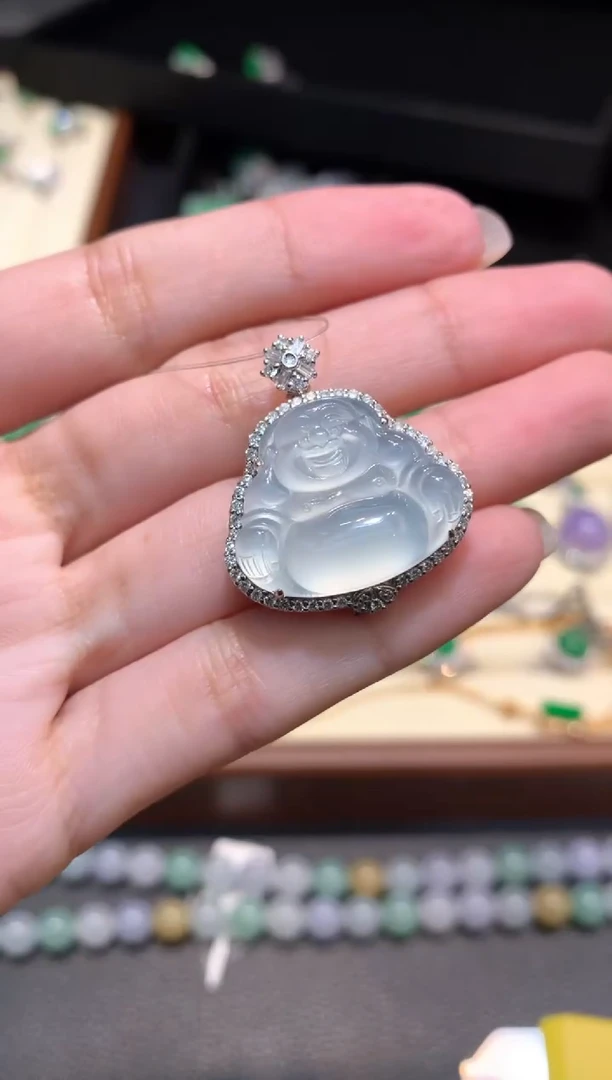 翡翠18K金镶嵌吊坠(赠链)吊坠