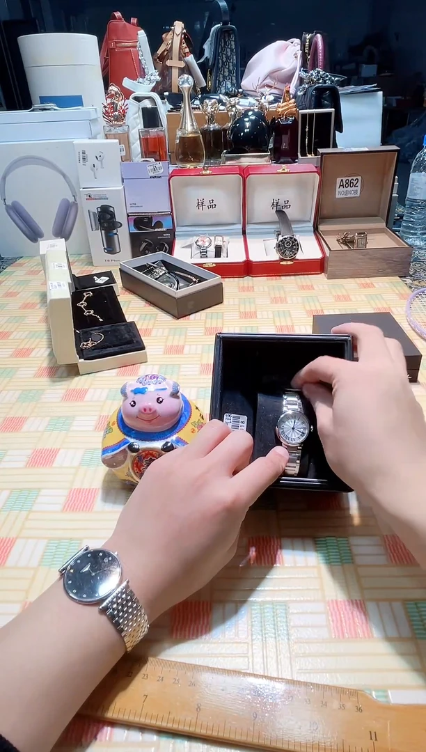 瓷片瓷器 库房到期 全部地板价@@1