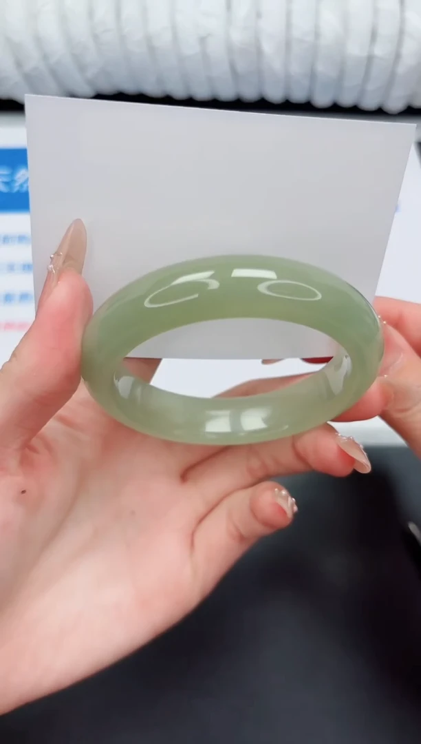 未镶嵌手镯石英质玉15-60.4DK