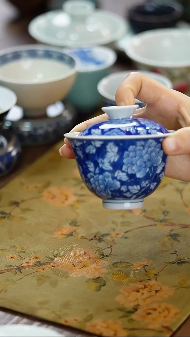 瓷景德镇陶瓷茶器青花牡丹盖碗