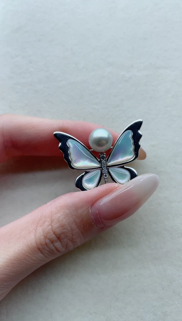 未镶嵌海水珍珠胸针16