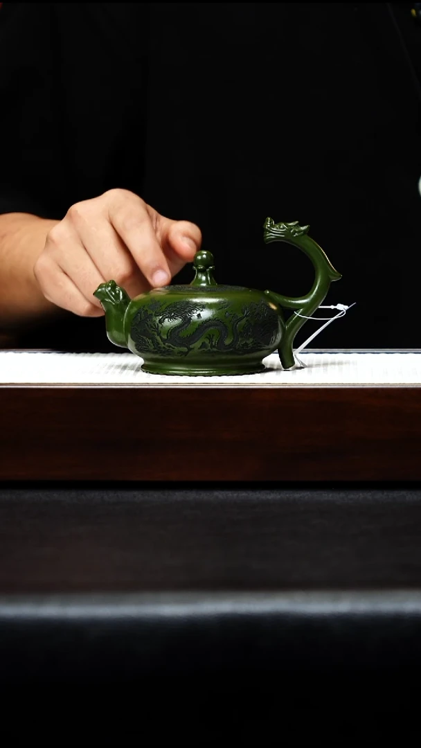 茶壶紫砂宜兴紫砂 双龙戏珠 240cc 绿泥 汪东升 h020