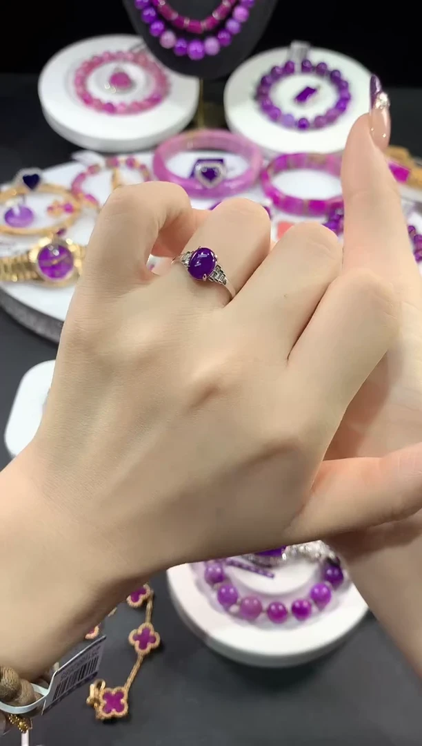 苏纪石（舒俱来）18K金镶嵌.戒指