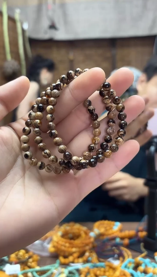 未镶嵌琥珀裸石多样性发一件设计款