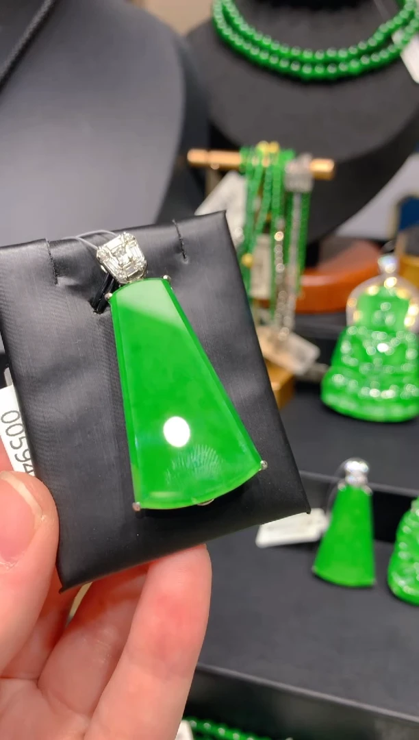 颈饰银S925镶嵌翡翠14一季