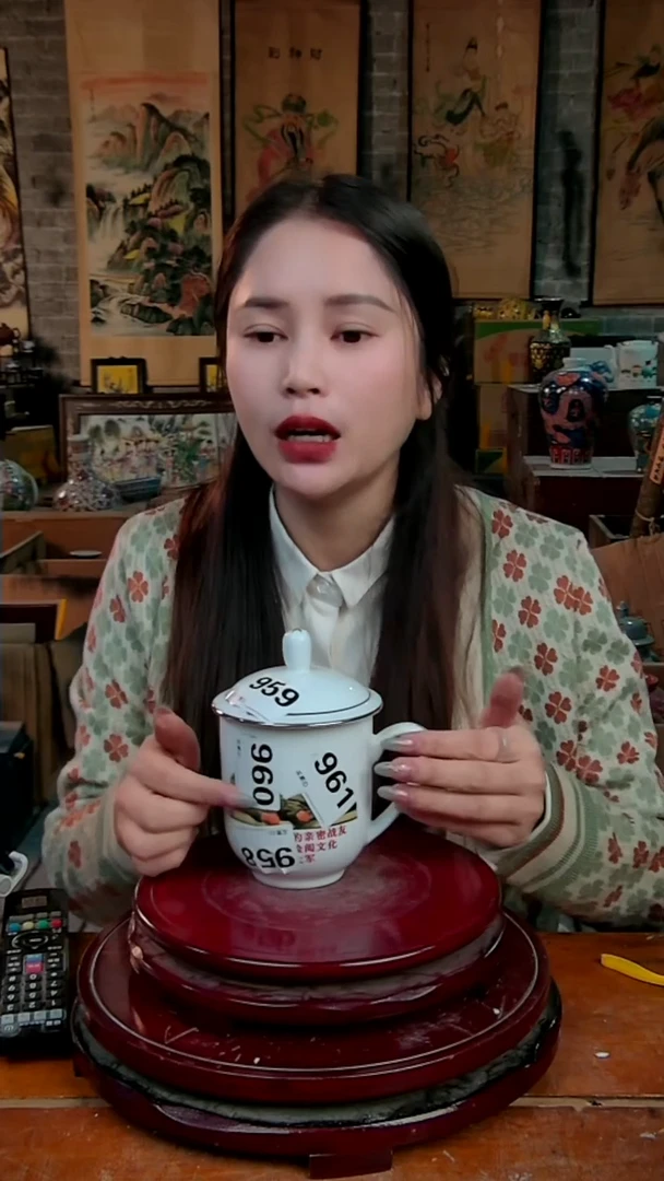 摆件陶景德镇陶瓷摆件合影办公杯