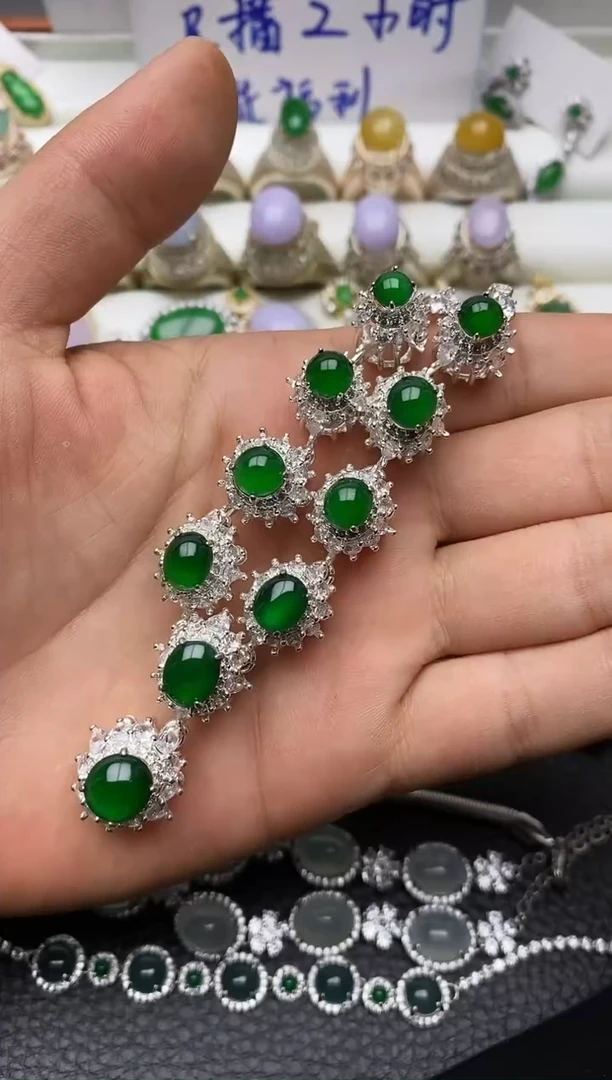 颈饰未镶嵌翡翠铜托1111