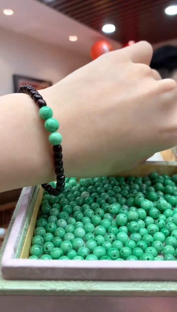 【闪购商品】翡翠手串未镶嵌手串多样性发货1件