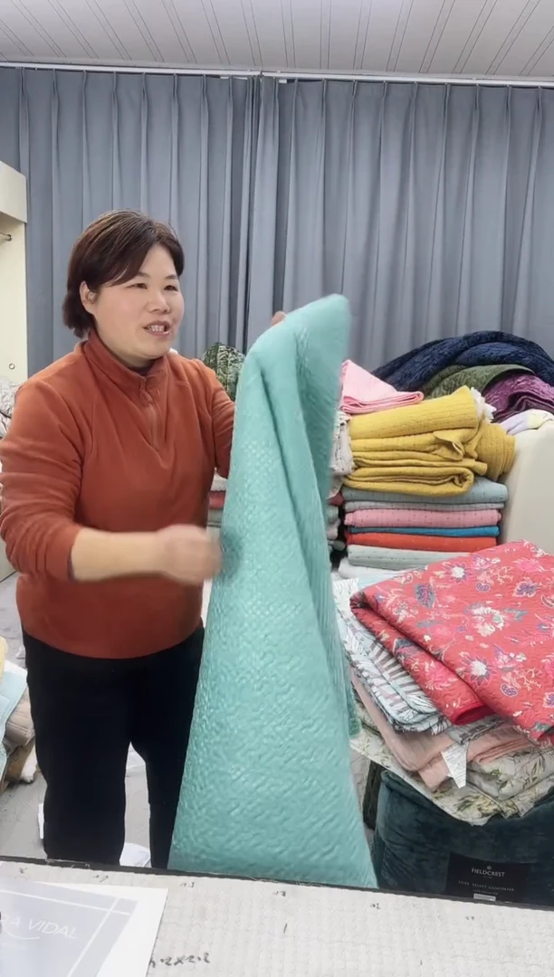 棉绿色压花水洗棉2.2*2.4