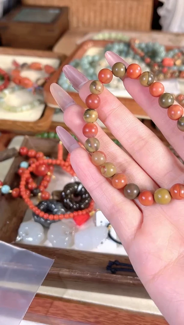 未镶嵌手链南红玛瑙多样性发其一