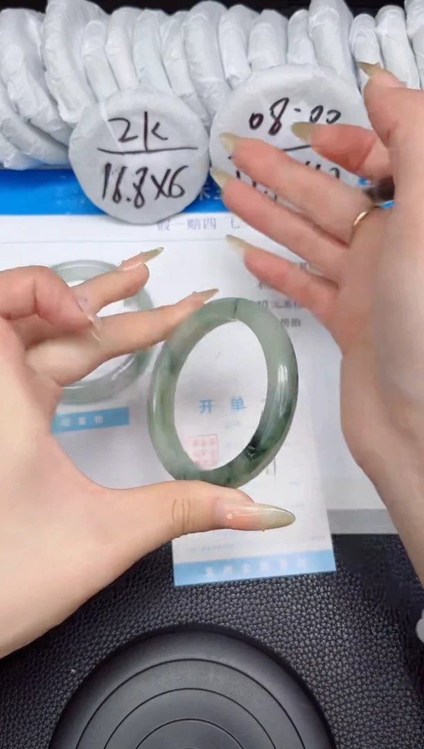 石英质玉手镯未镶嵌46-54.8