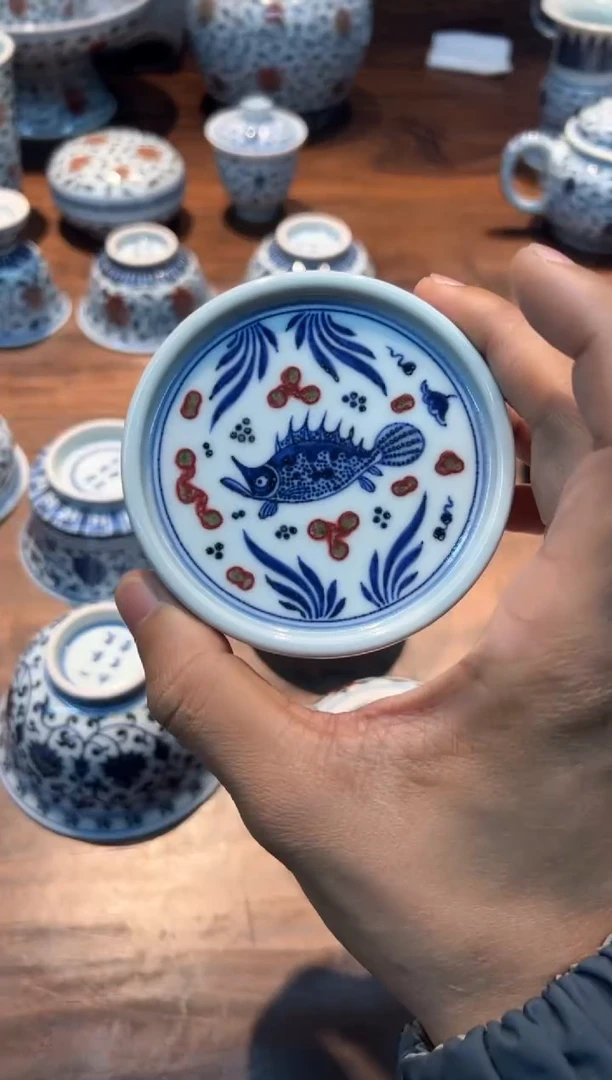 【闪购商品】一峯窑 青花釉里红鱼藻纹盖置