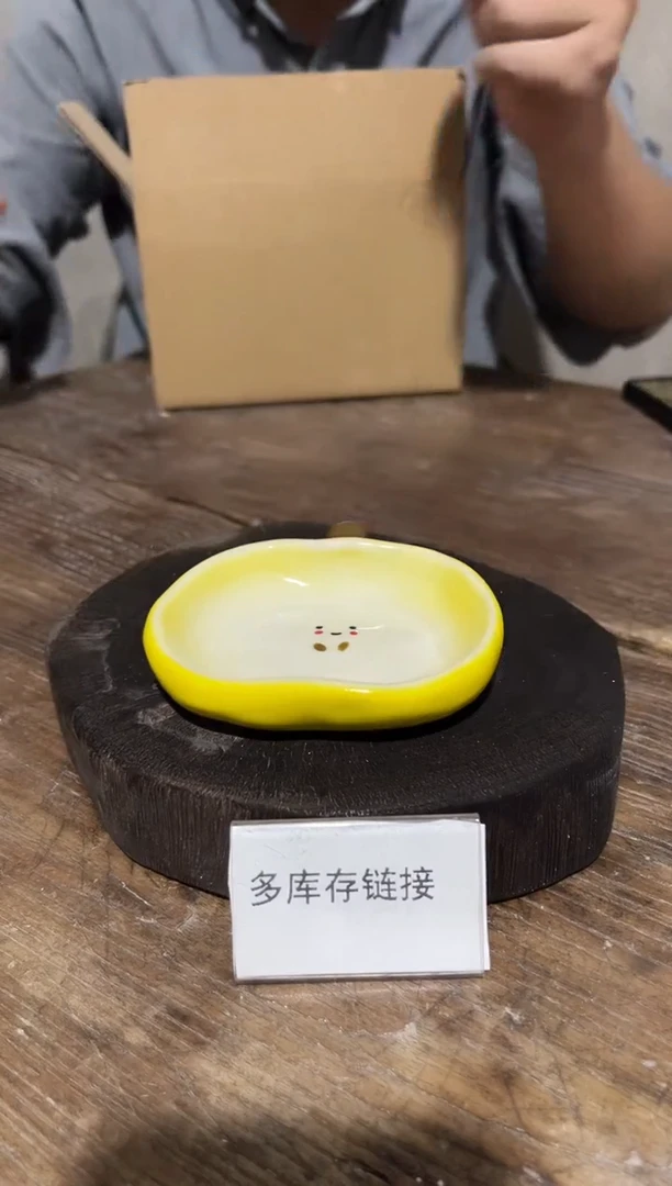 10釉下彩手绘陶瓷