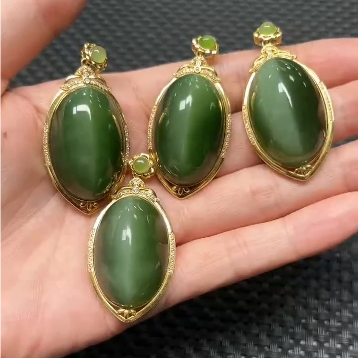 【老郑家】18K金和田玉蛋面吊坠(多样性发1件 不带链) 1728