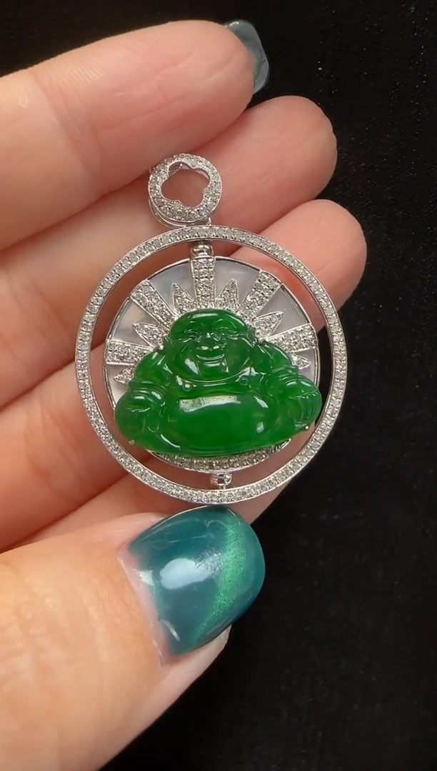 【闪购商品】翡翠颈饰18K金镶嵌112玉佛一个