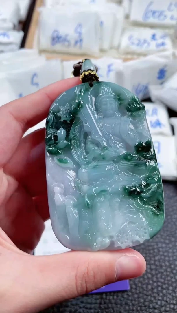 【闪购商品】翡翠颈饰未镶嵌00000741虚空