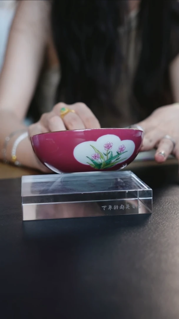 胭脂红花卉单杯1