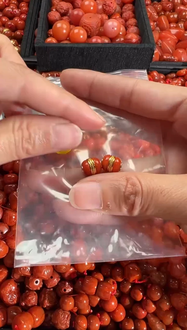 【闪购商品】南红玛瑙颈饰未镶嵌1