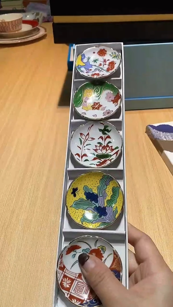 【闪购商品】瓷片锅碗瓢盆一件不剩