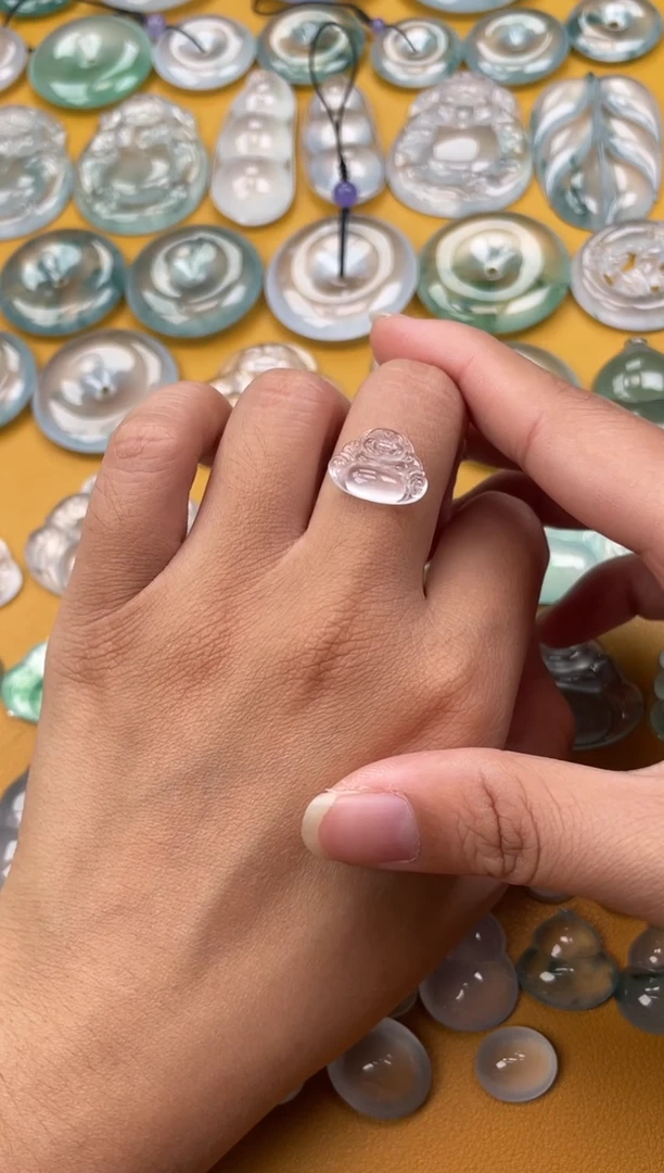 翡翠未镶嵌吊坠(不含链)佛公 11.5 15.2 3.3