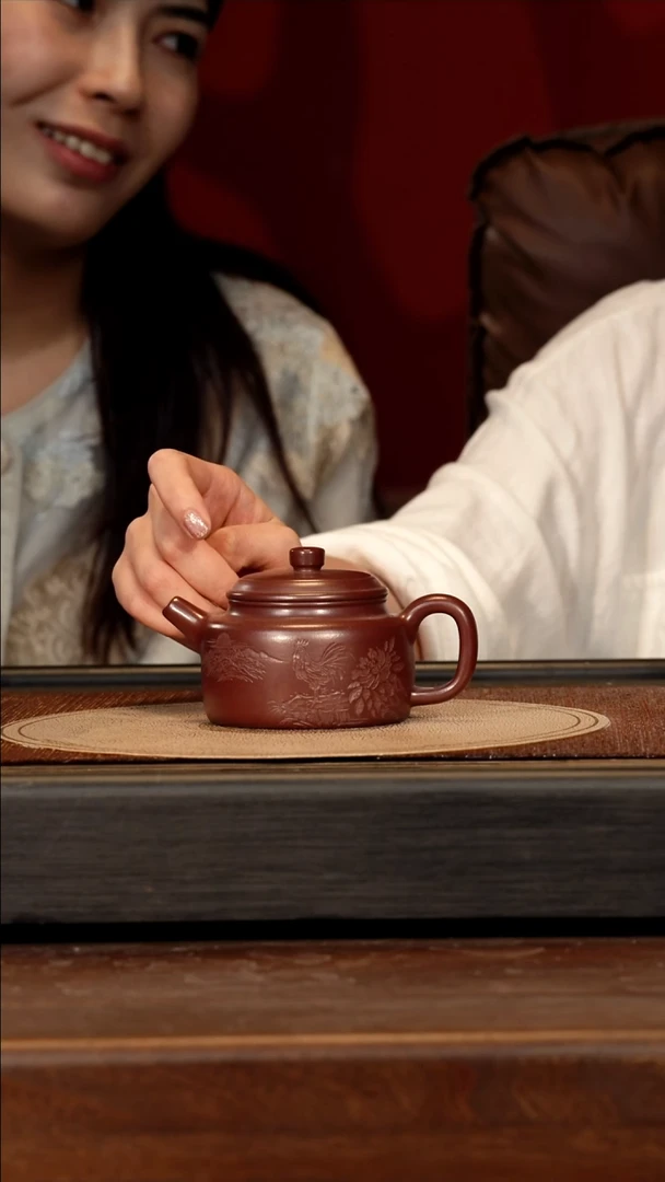 宜兴紫砂WJ 豆红段 德钟