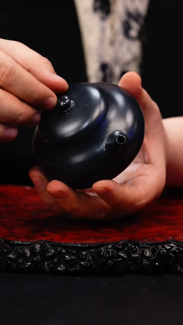 【闪购商品】紫砂茶壶22 静乐,WYJ,君子兰