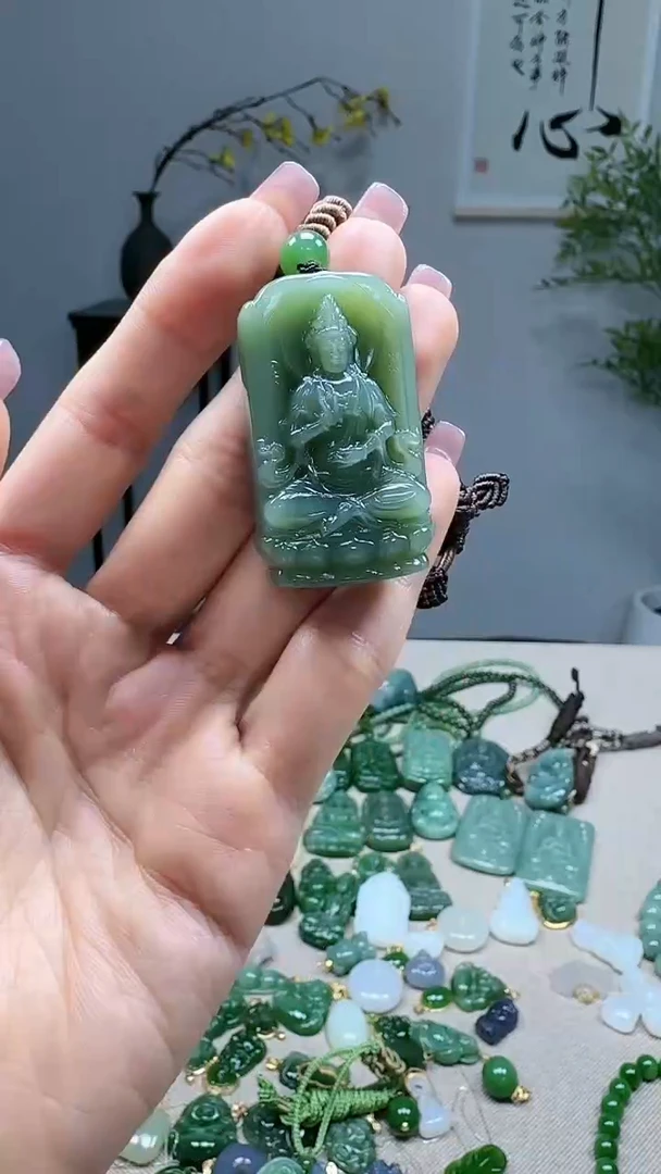 未镶嵌和田玉挂件1