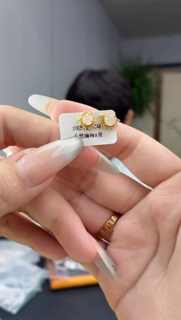 颈饰银S925镶嵌翡翠111111
