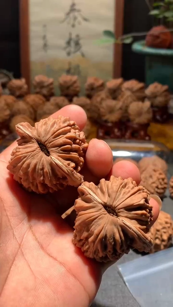 把件桃核小**?丰泰文玩  蓟县楼 46  尺寸