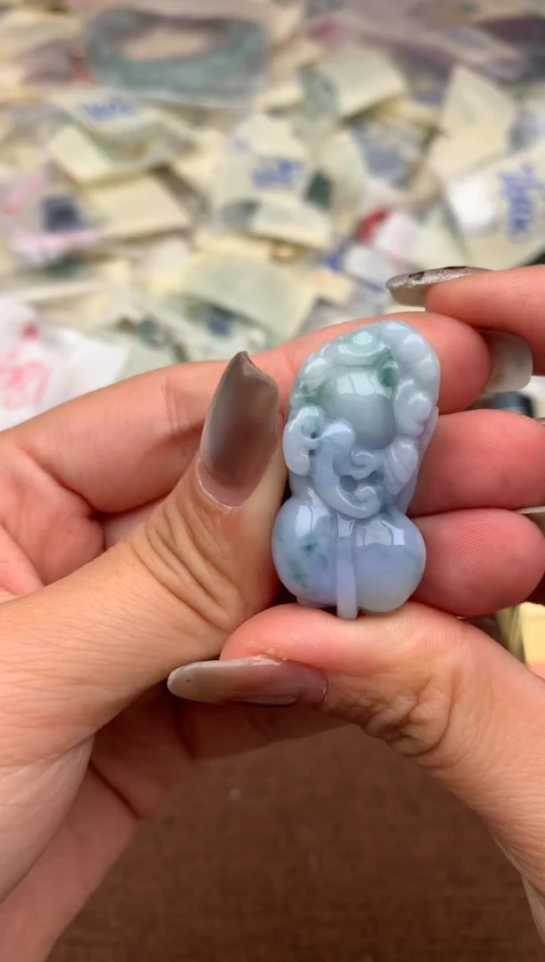 未镶嵌挂件翡翠一