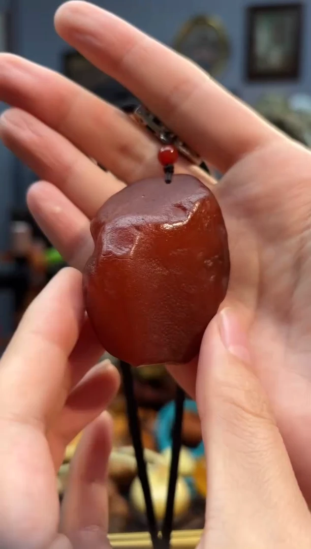 琥珀颈饰未镶嵌吊坠