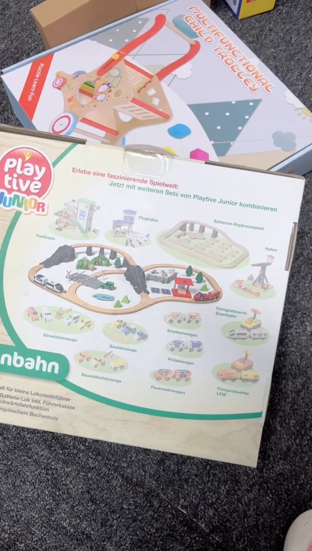 木品牌轨道火车-